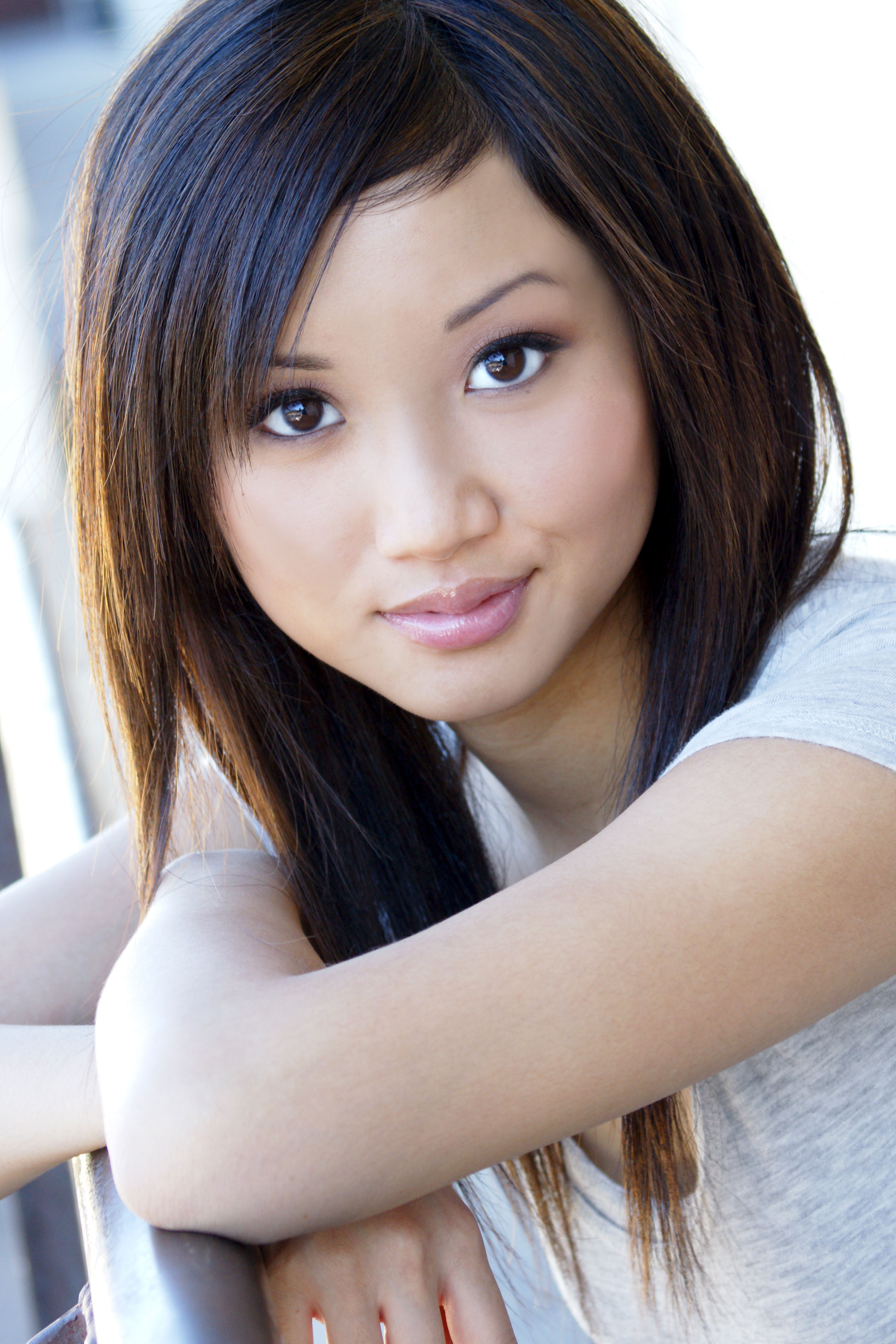 Brenda Song - Picture Actress